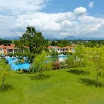 Belvedere Village
